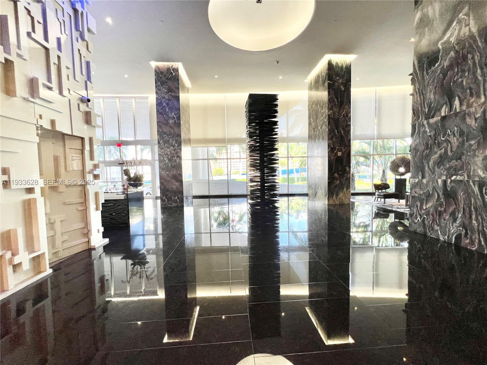 image Beach Club 137