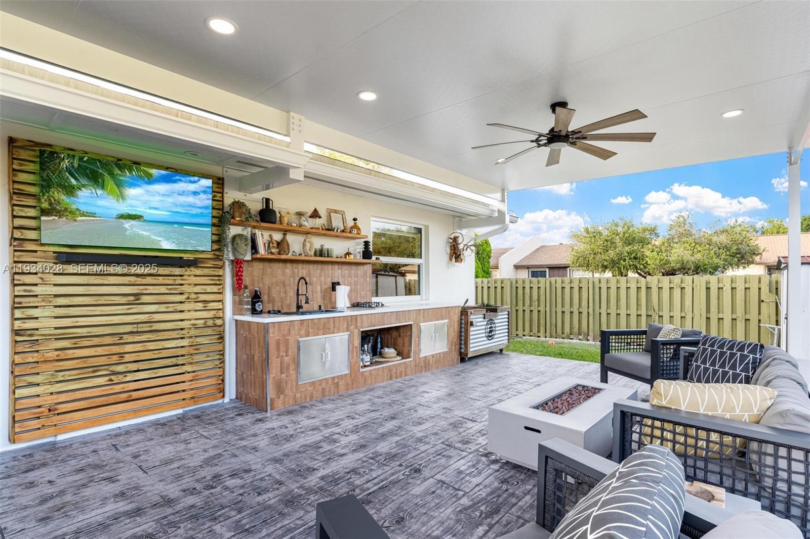 10955 SW 122nd Pl #. Miami, FL 33186