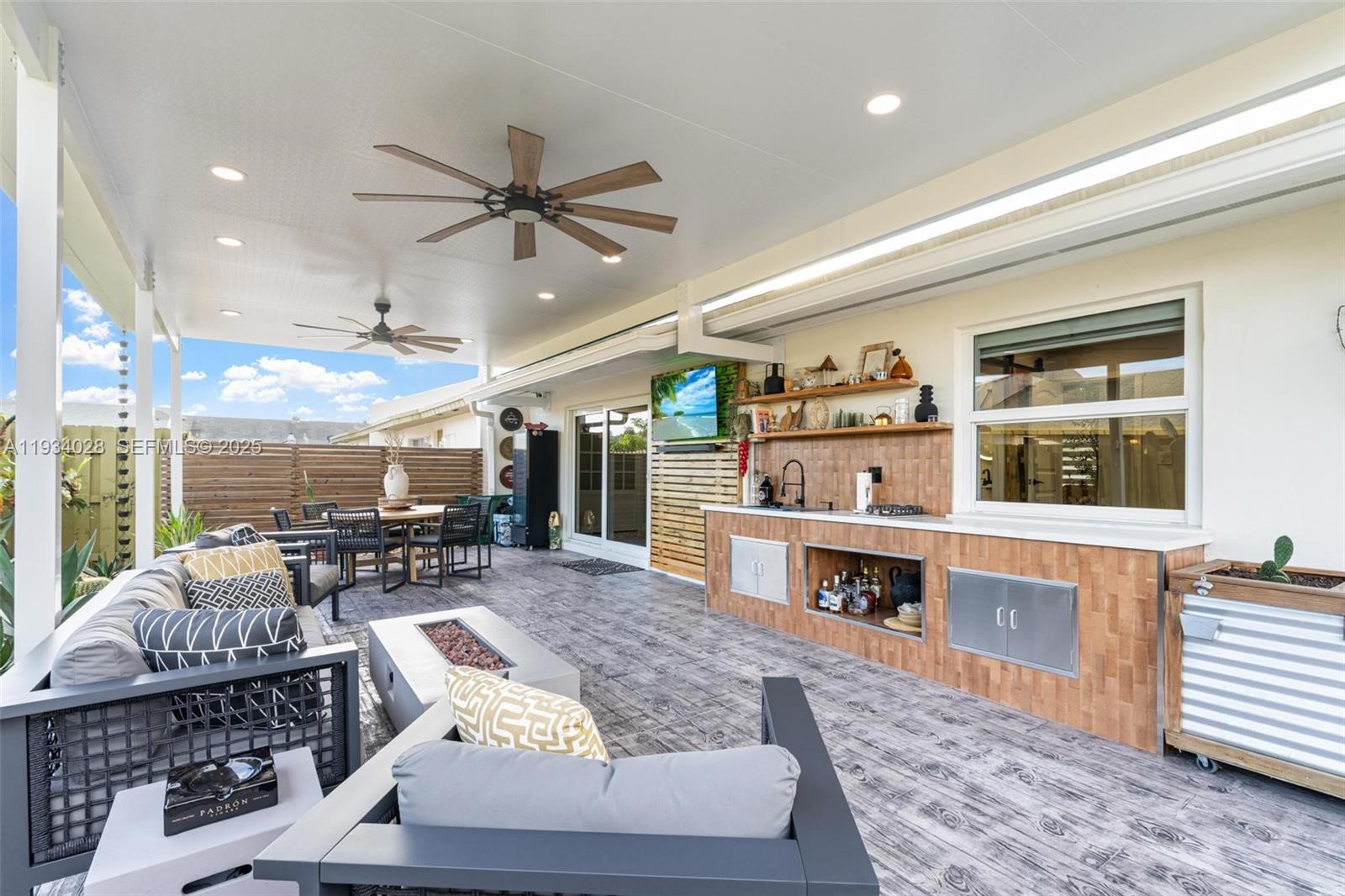 10955 SW 122nd Pl #. Miami, FL 33186