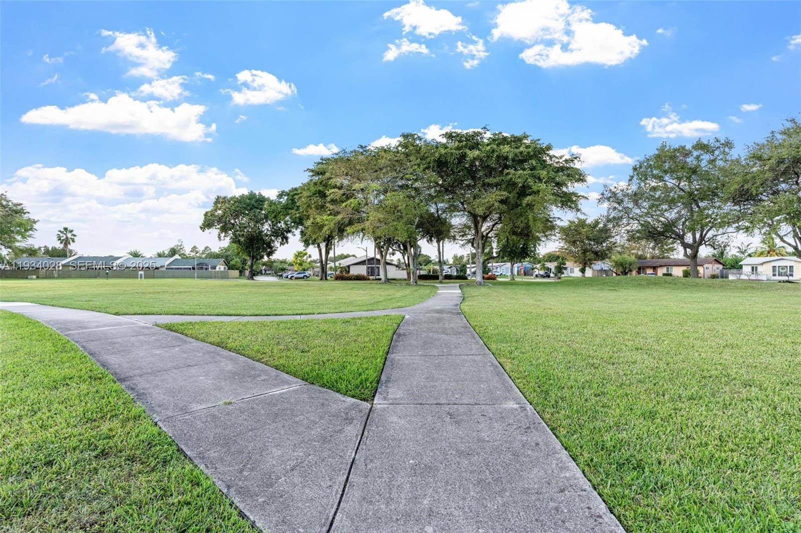 10955 SW 122nd Pl #. Miami, FL 33186