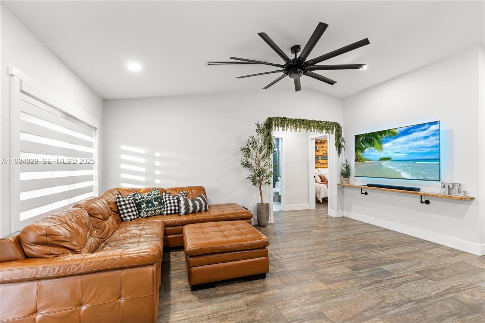 10955 SW 122nd Pl #. Miami, FL 33186