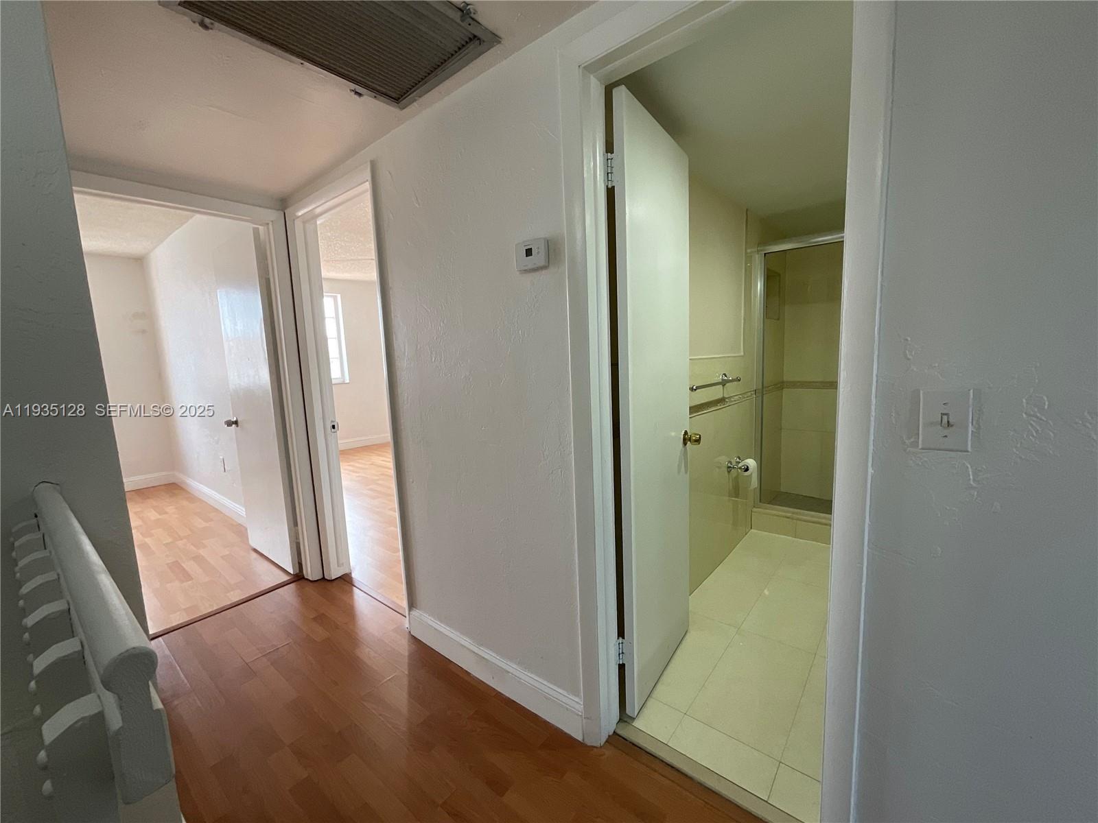 895 W 79th Pl Hialeah, FL 33014