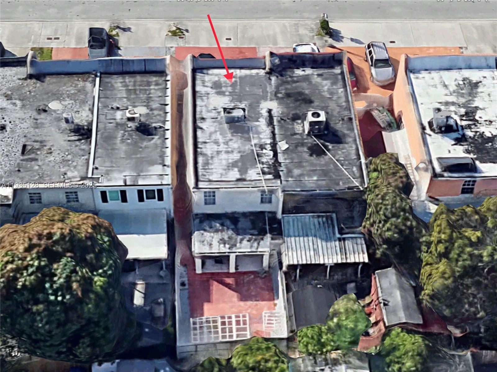 895 W 79th Pl Hialeah, FL 33014