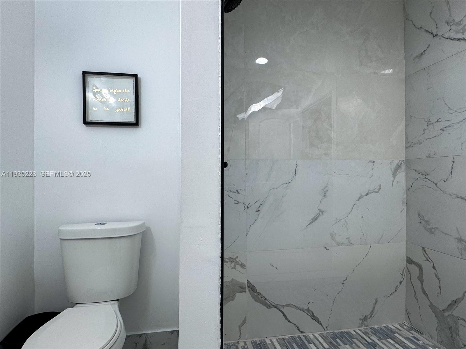 2469 SW 15th St Miami, FL 33145