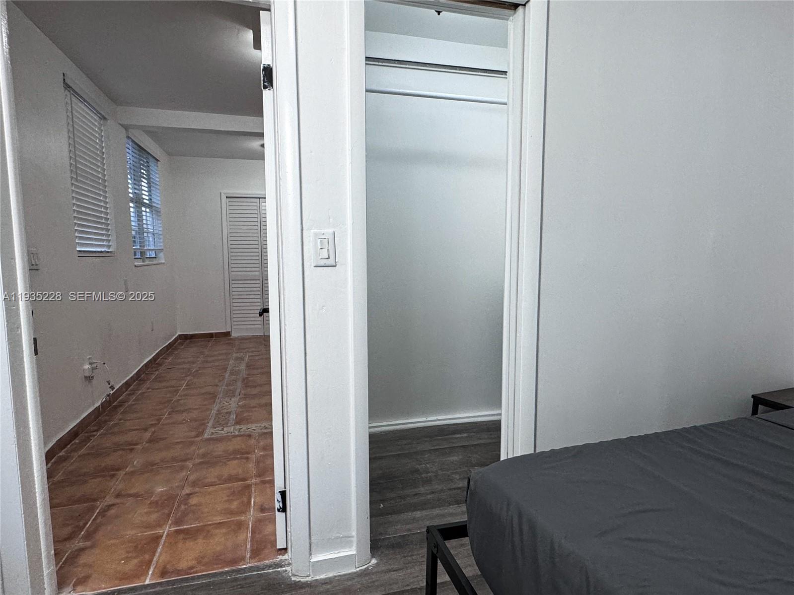 2469 SW 15th St Miami, FL 33145