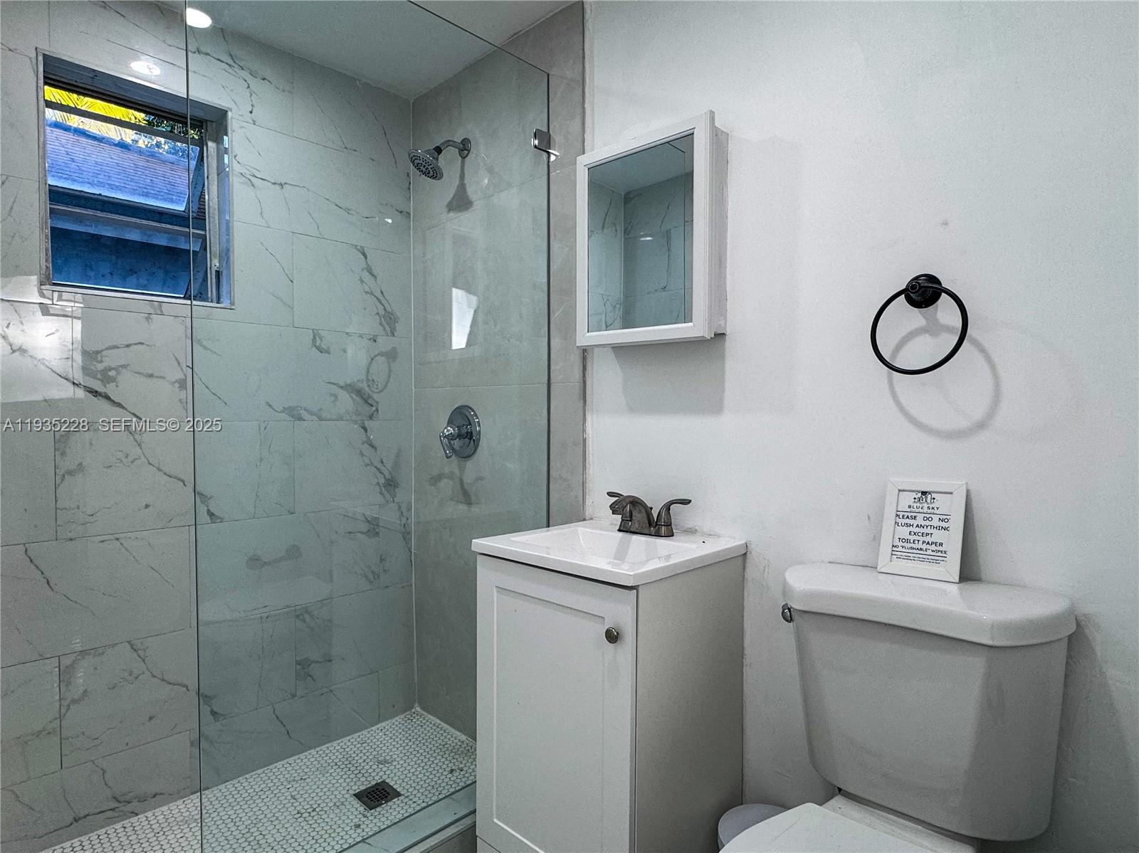 2469 SW 15th St Miami, FL 33145