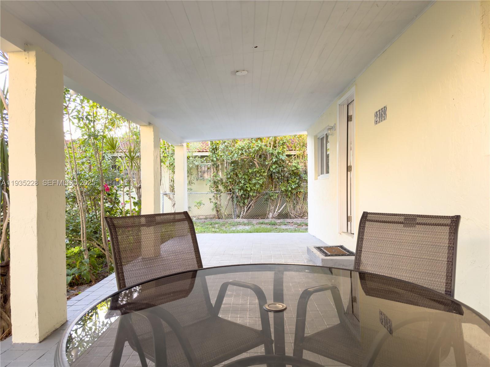 2469 SW 15th St Miami, FL 33145