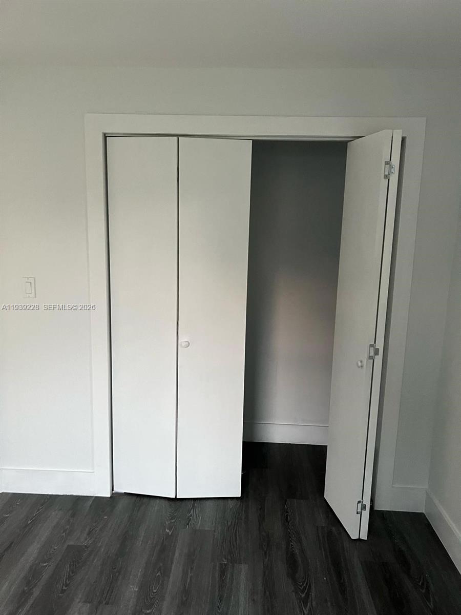 650 SE 1st Pl Hialeah, FL 33010