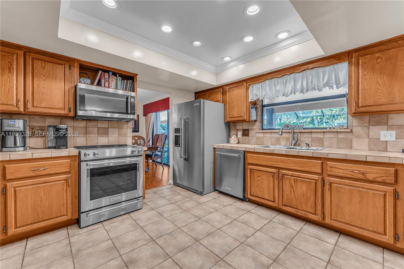 Undisclosed Address Palmetto Bay, FL 33157