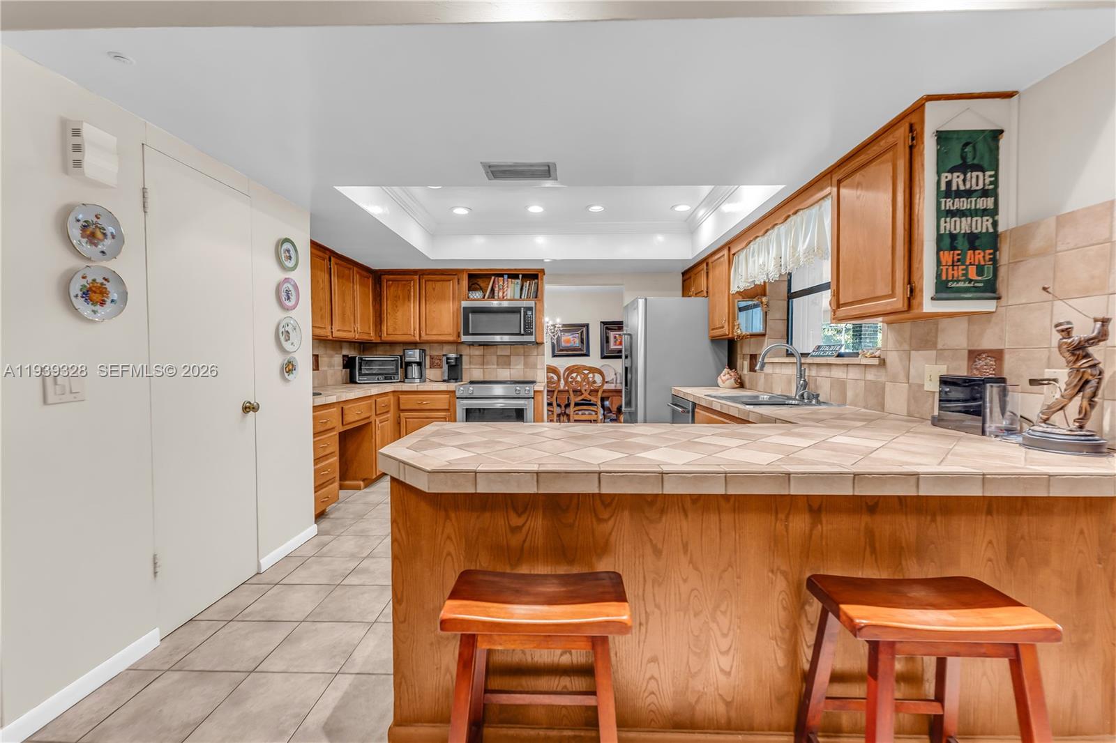 Undisclosed Address Palmetto Bay, FL 33157