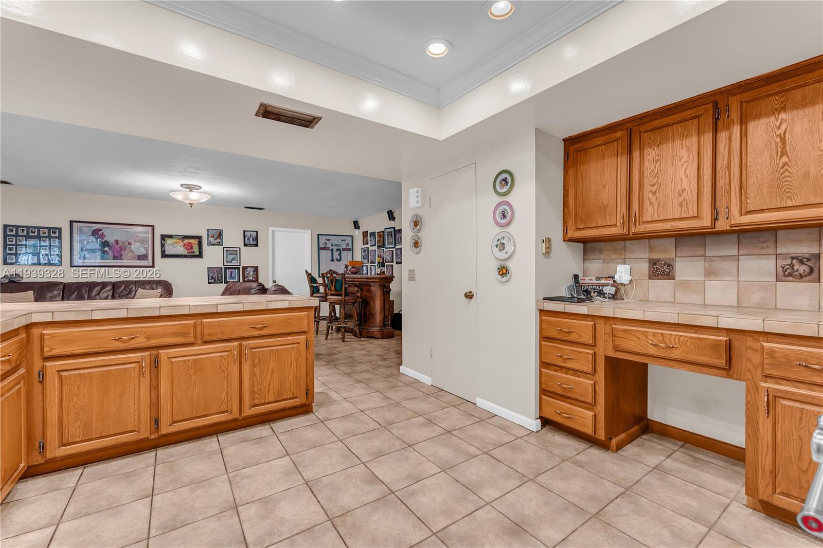 Undisclosed Address Palmetto Bay, FL 33157