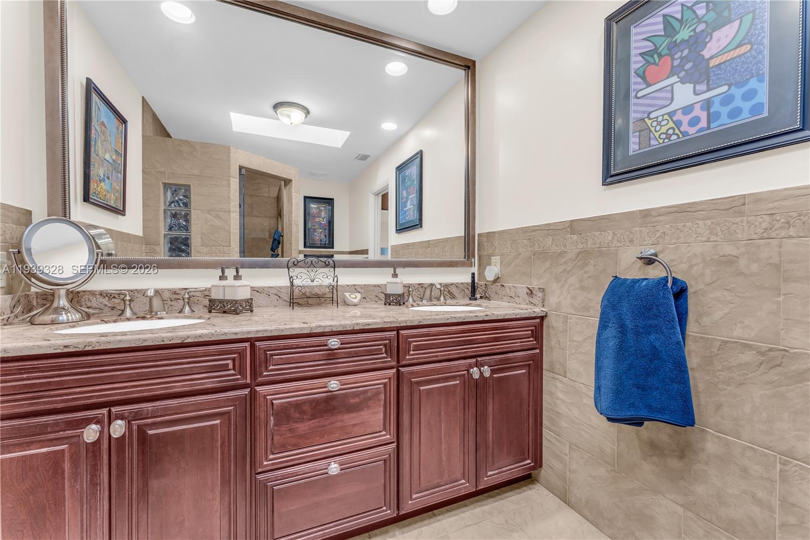 Undisclosed Address Palmetto Bay, FL 33157