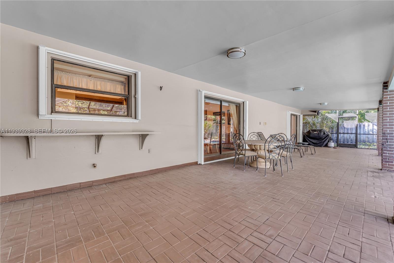 Undisclosed Address Palmetto Bay, FL 33157