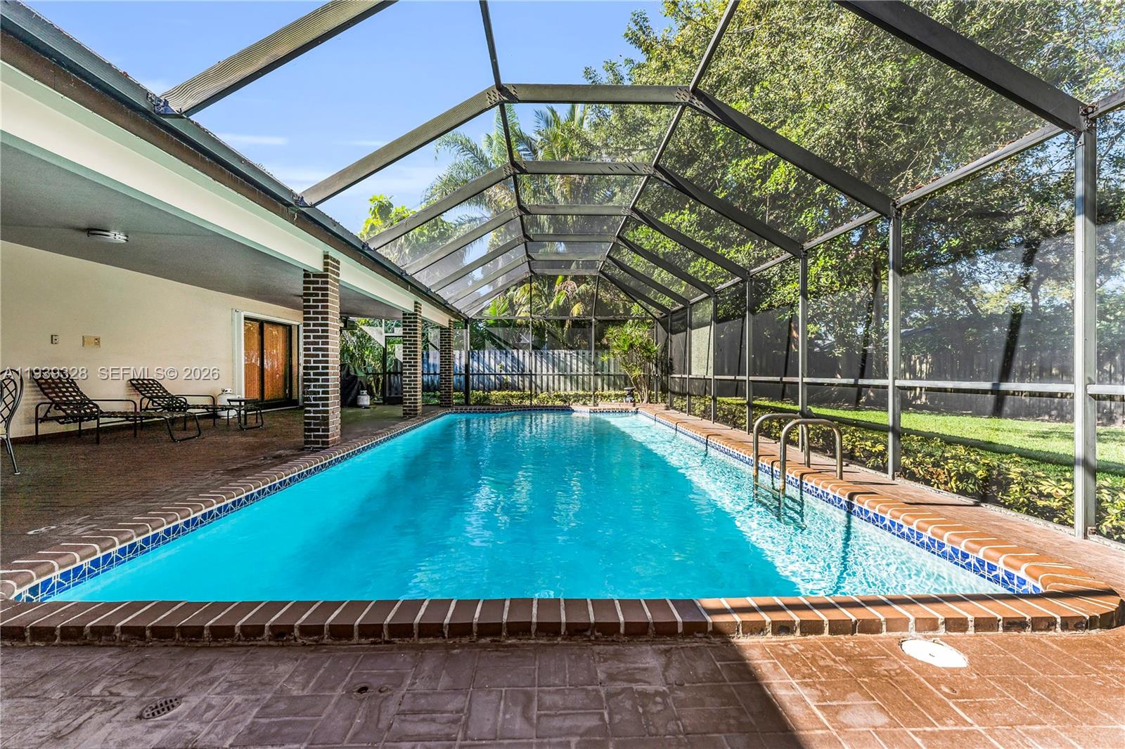 Undisclosed Address Palmetto Bay, FL 33157