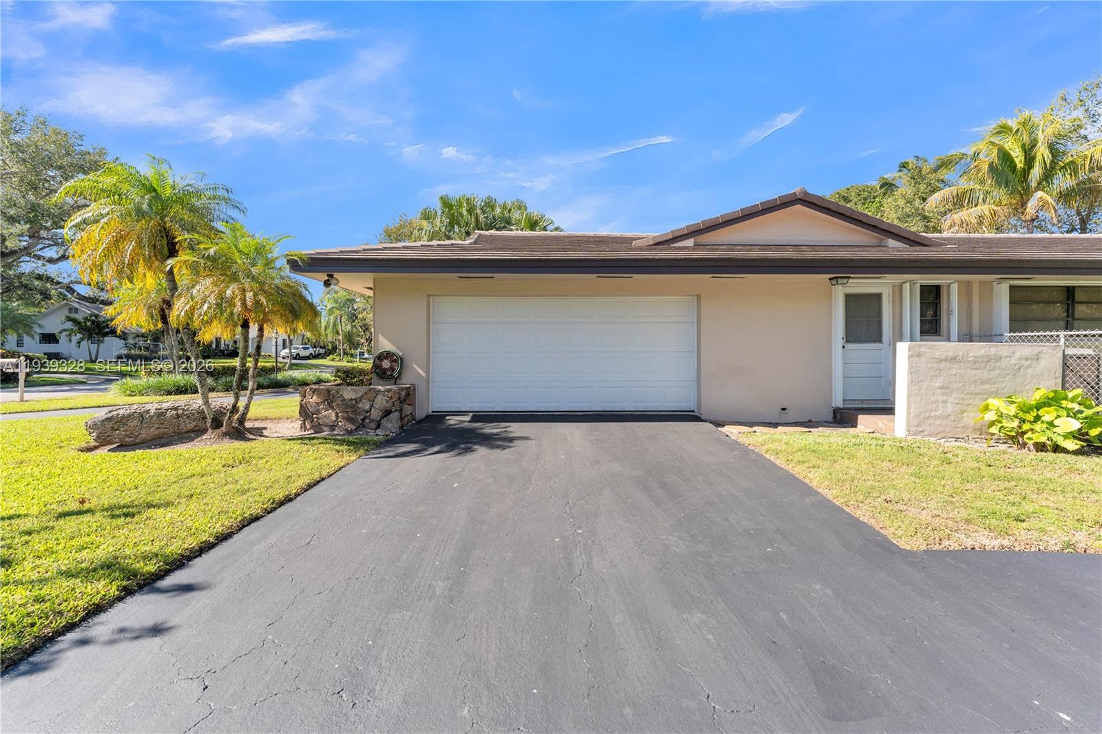 Undisclosed Address Palmetto Bay, FL 33157