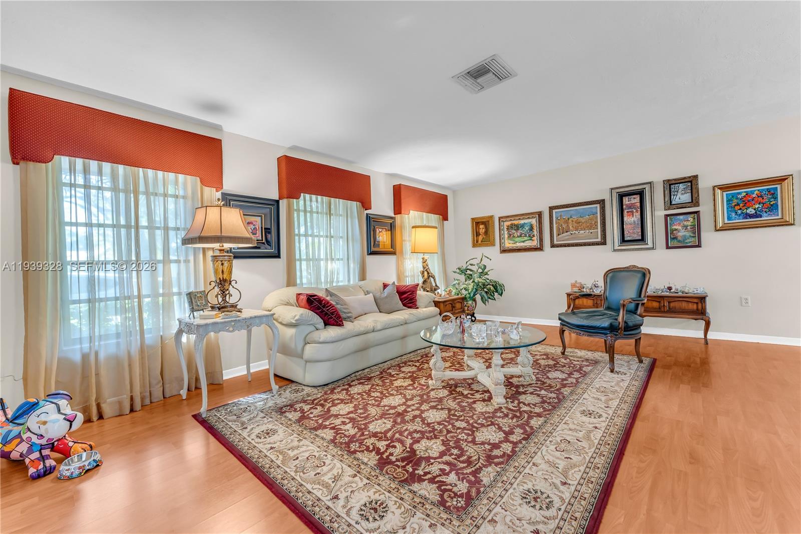 Undisclosed Address Palmetto Bay, FL 33157