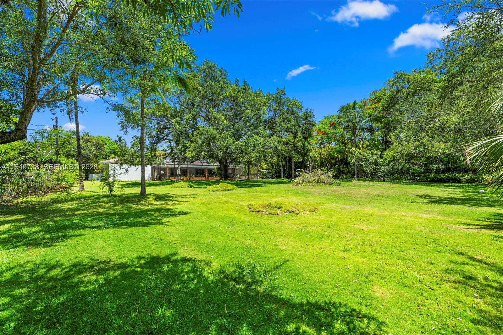 12365 SW 60th Ct Pinecrest, FL 33156