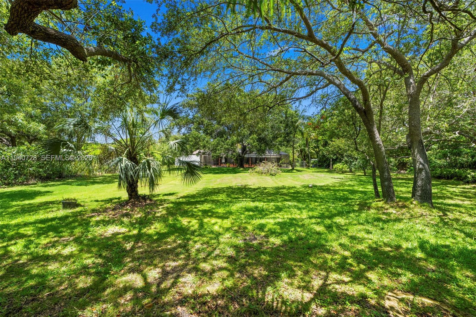 12365 SW 60th Ct Pinecrest, FL 33156