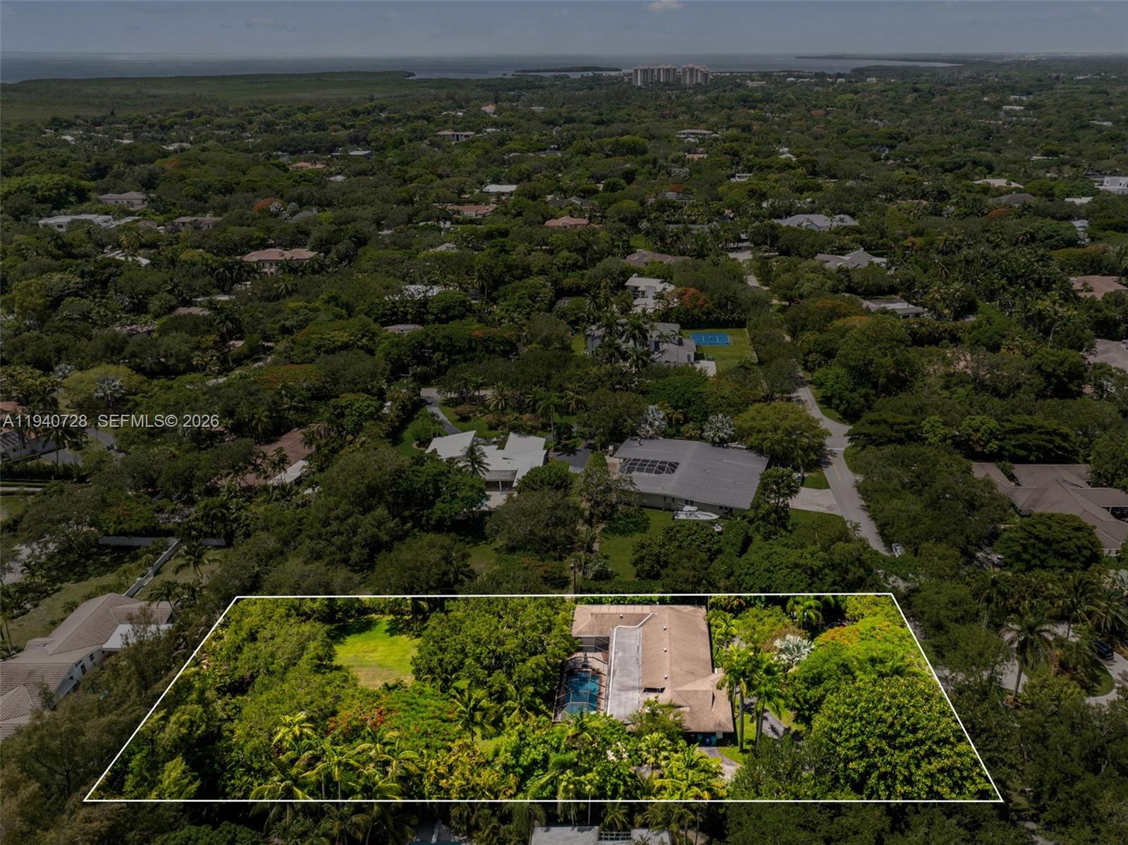 12365 SW 60th Ct Pinecrest, FL 33156