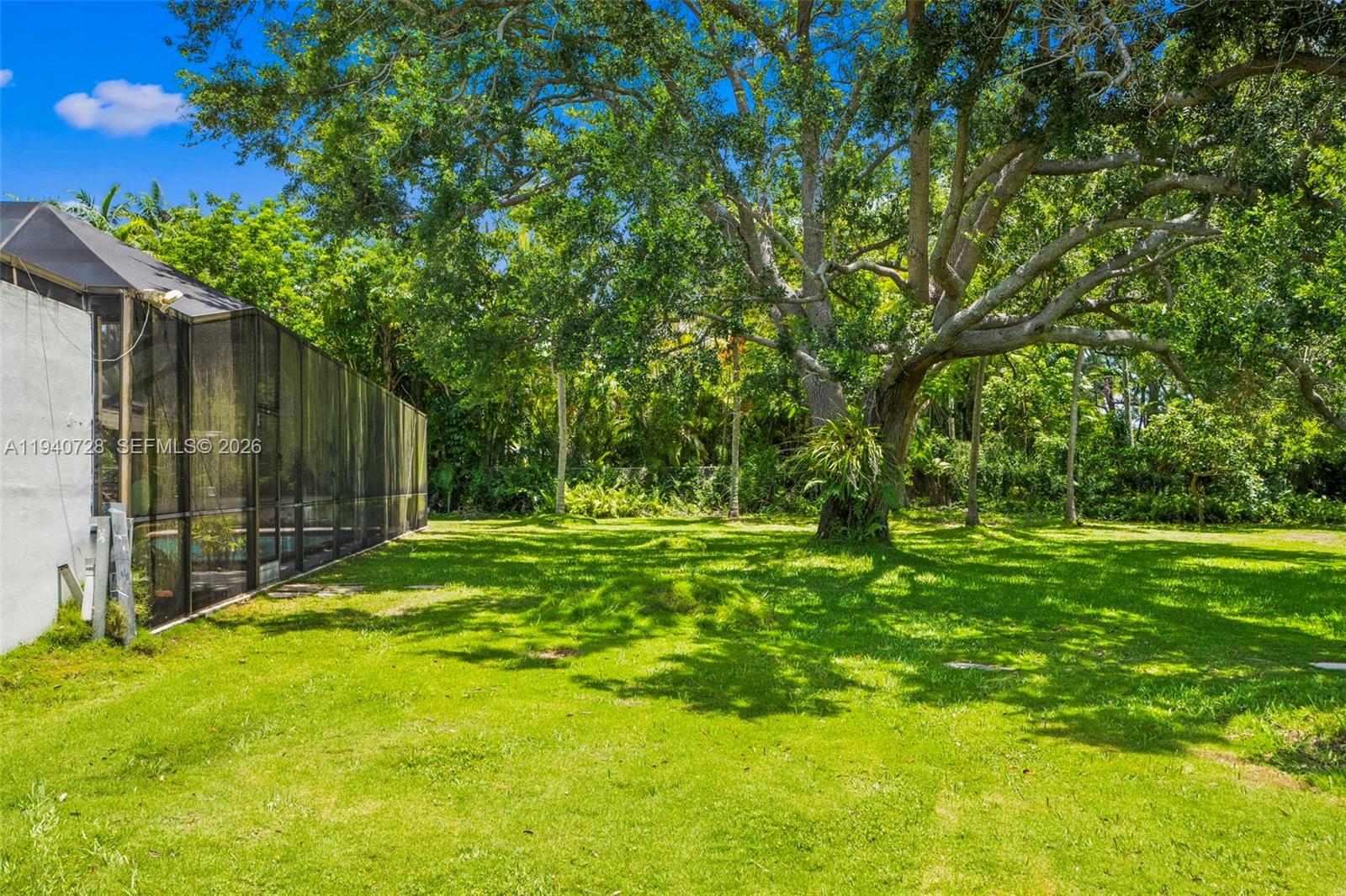 12365 SW 60th Ct Pinecrest, FL 33156