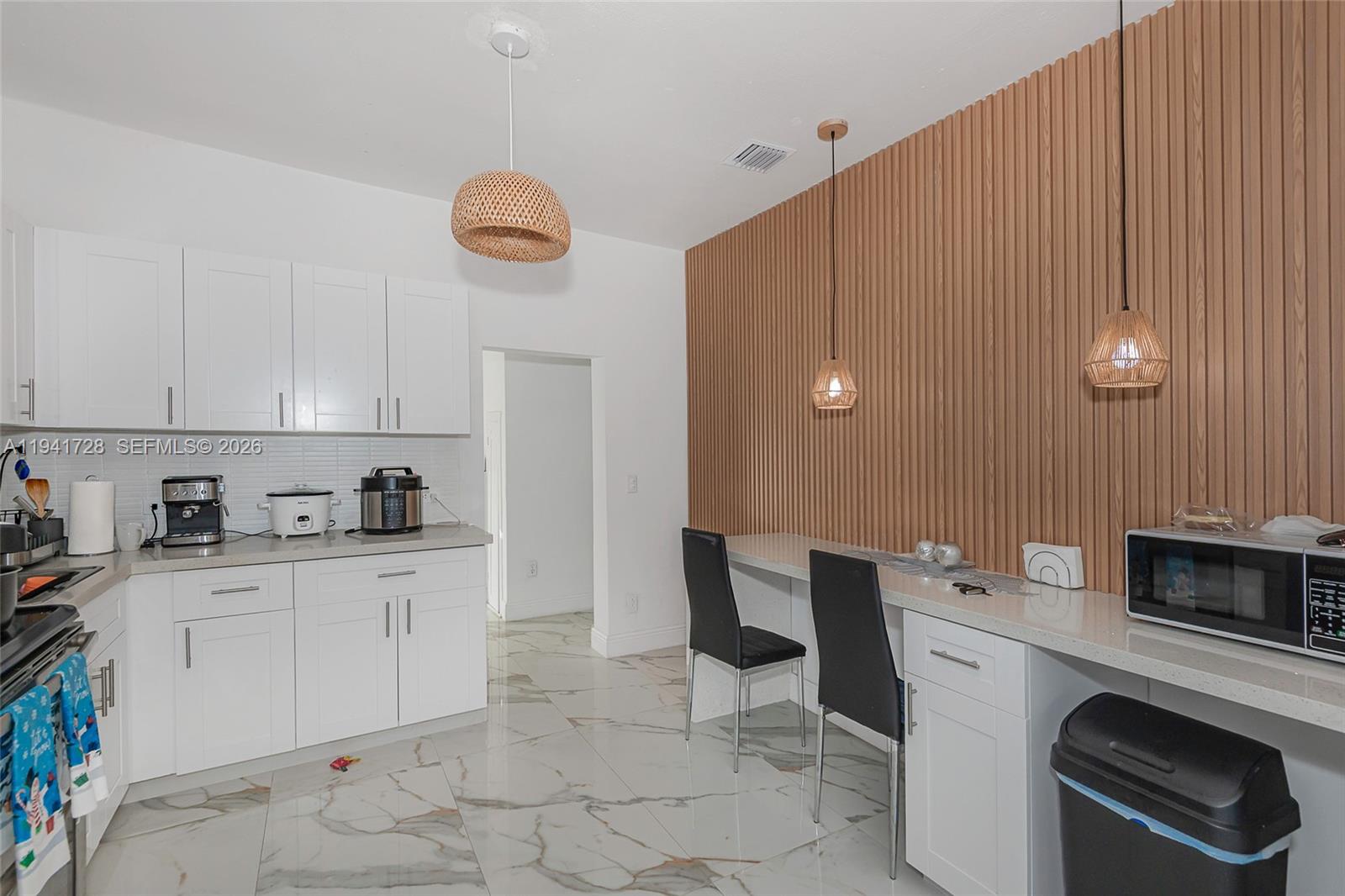 1683 NE 168th St North Miami Beach, FL 33162