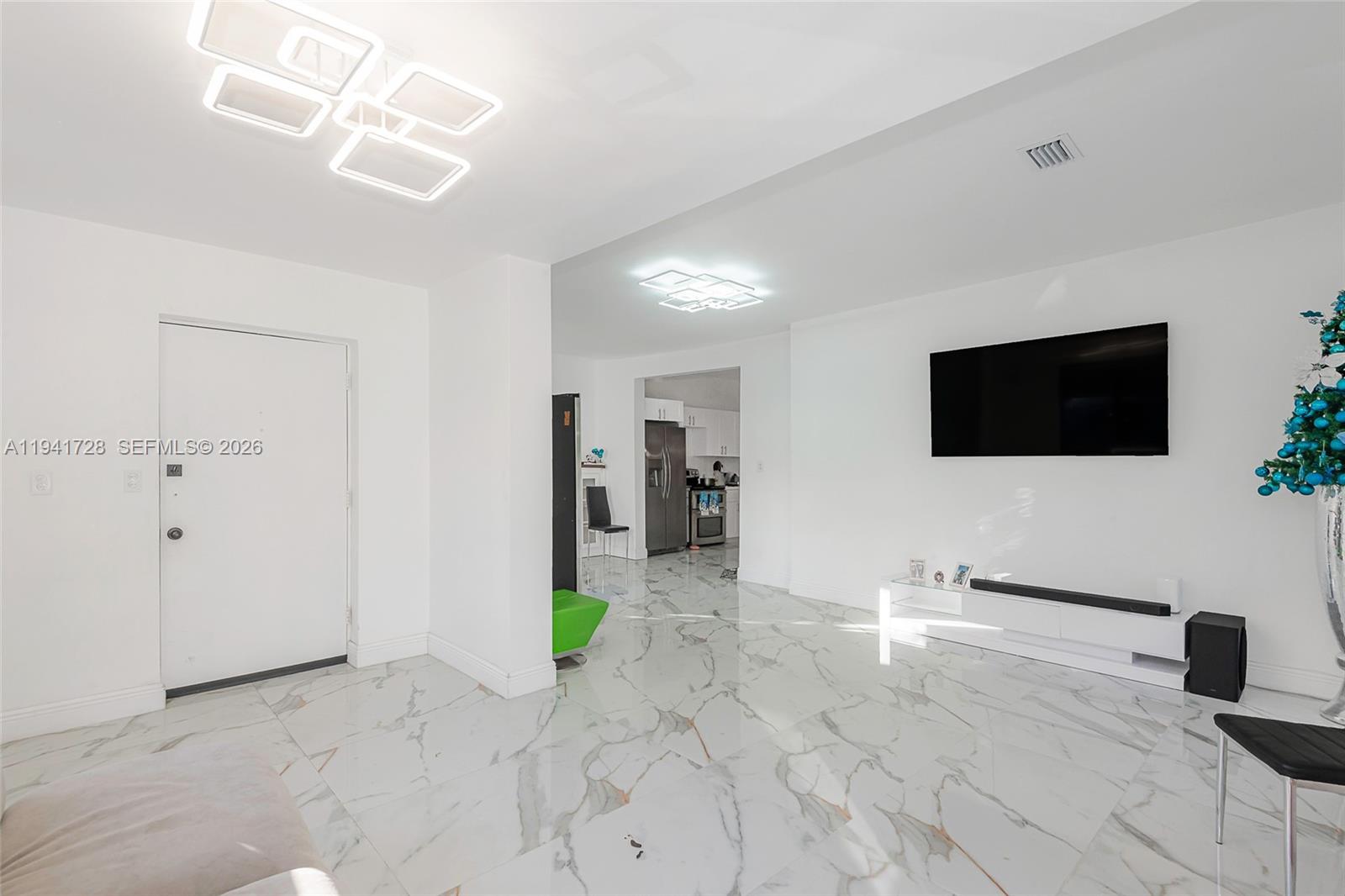 1683 NE 168th St North Miami Beach, FL 33162