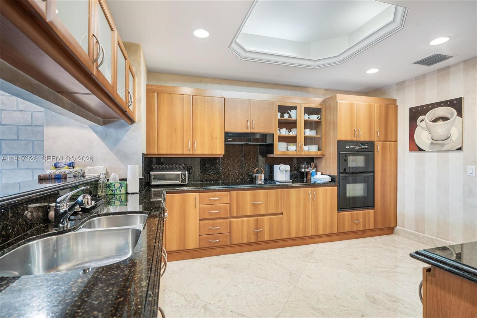 9595 Collins Ave #NPHD Surfside, FL 33154