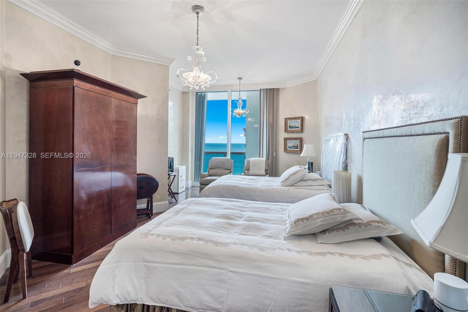 9595 Collins Ave #NPHD Surfside, FL 33154