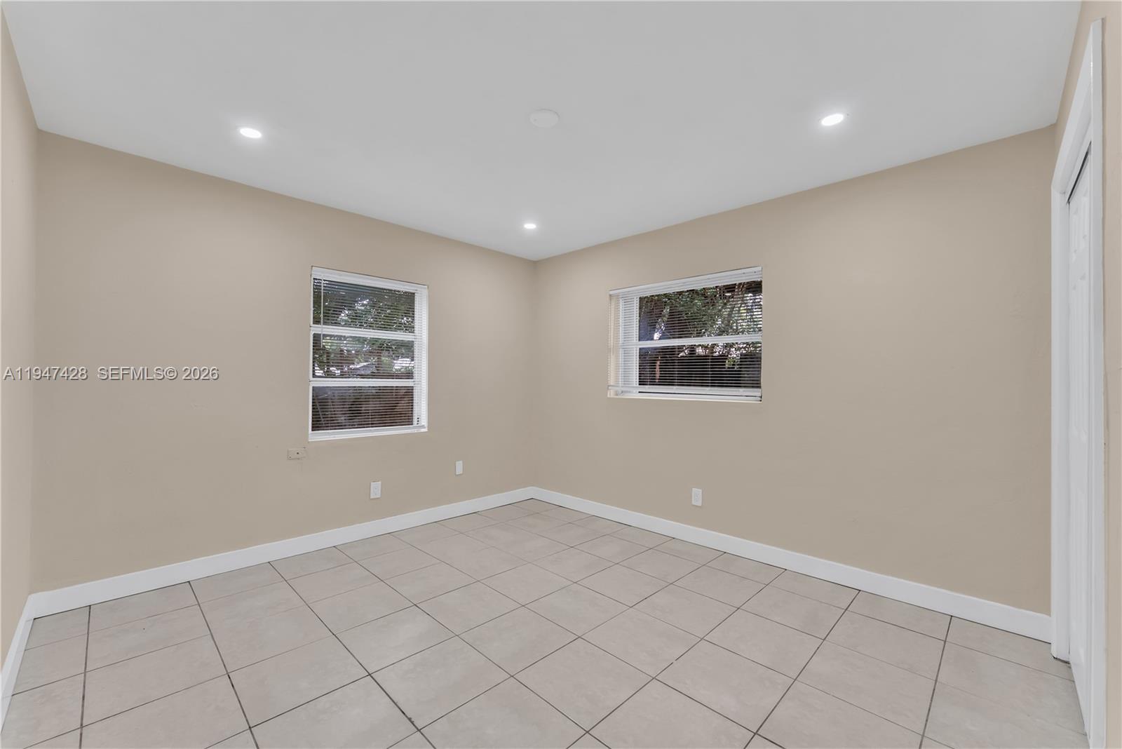 1709 N 59th Ter Hollywood, FL 33021