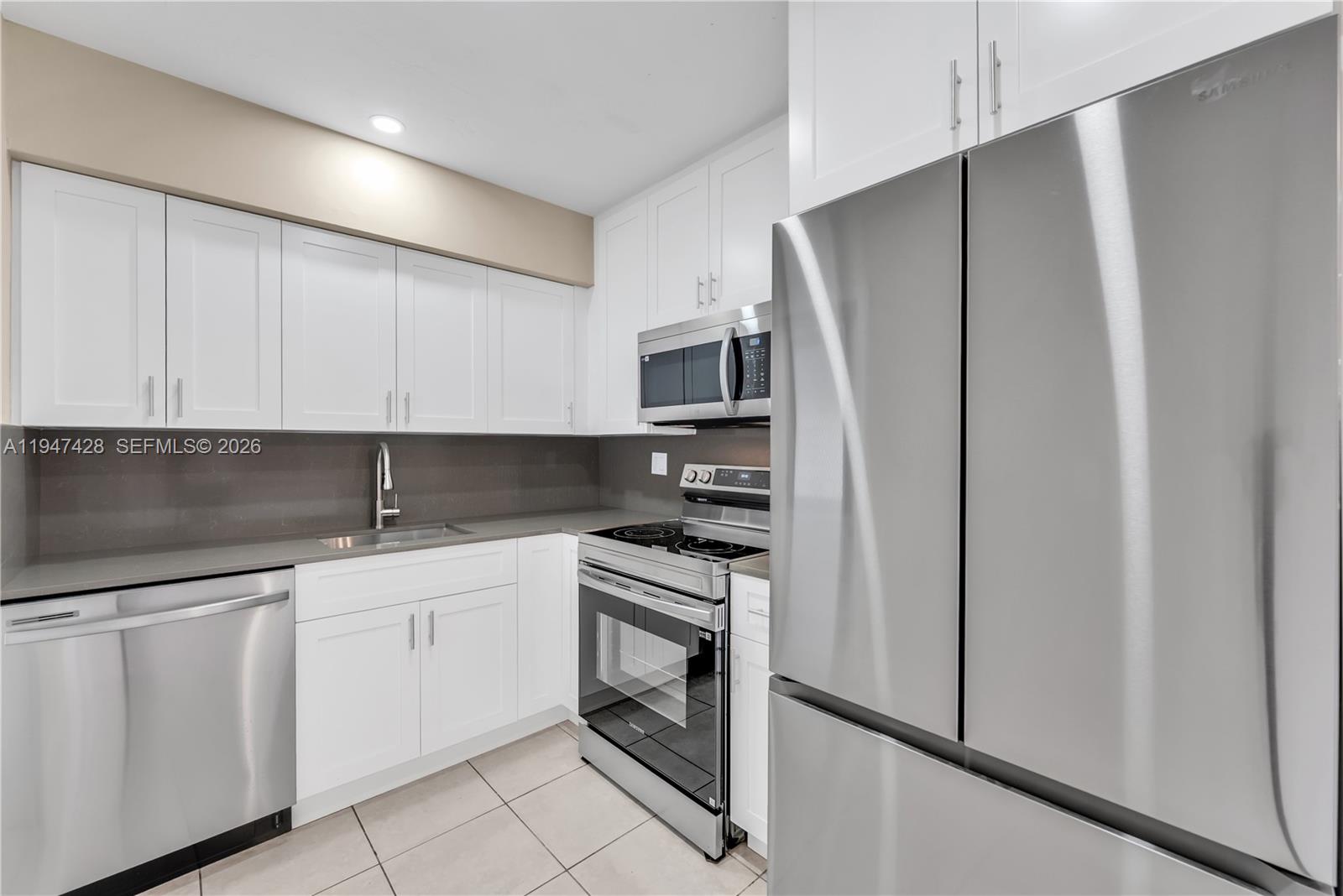 1709 N 59th Ter Hollywood, FL 33021