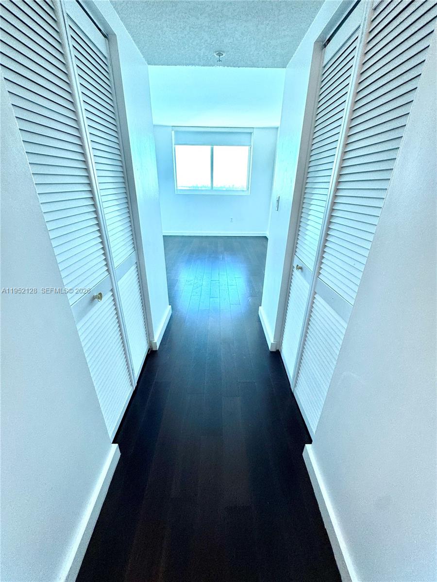 1800 N Bayshore Dr #2903 Miami, FL 33132