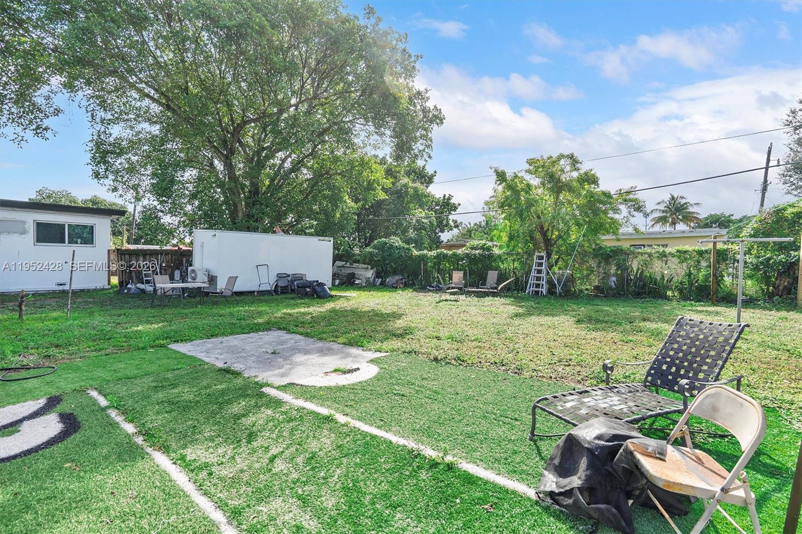 440 NW 119th Miami, FL 33168