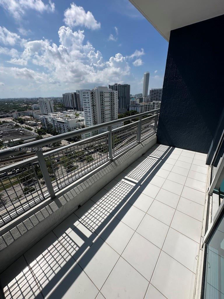 image Infinity At Brickell Cond12