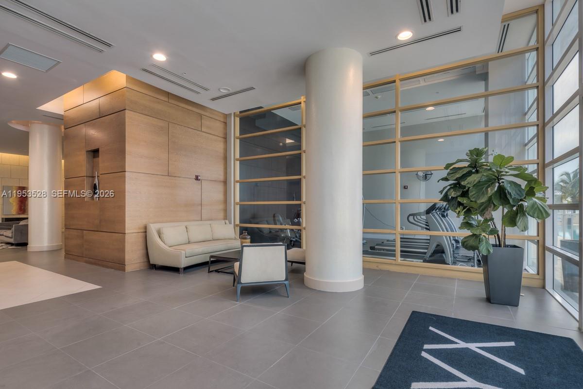 665 NE 25th St #2202 Miami, FL 33137