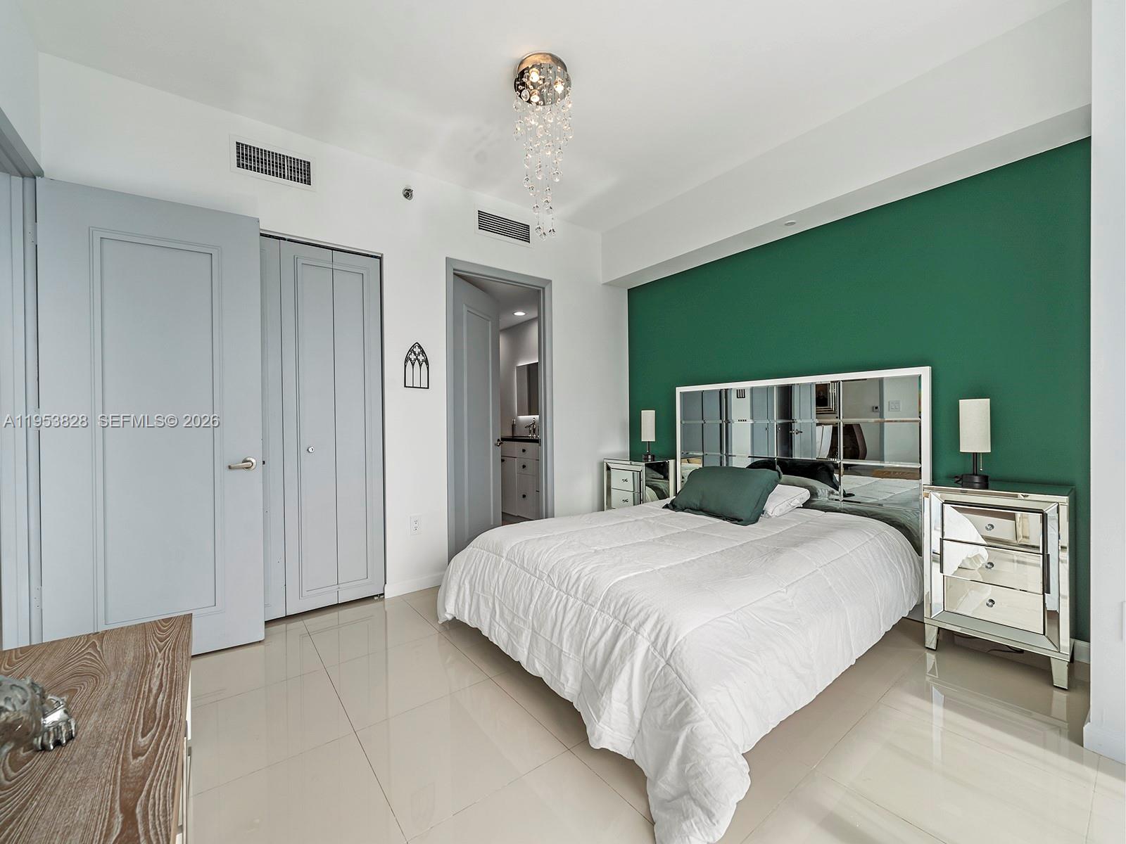 image Icon Brickell II15