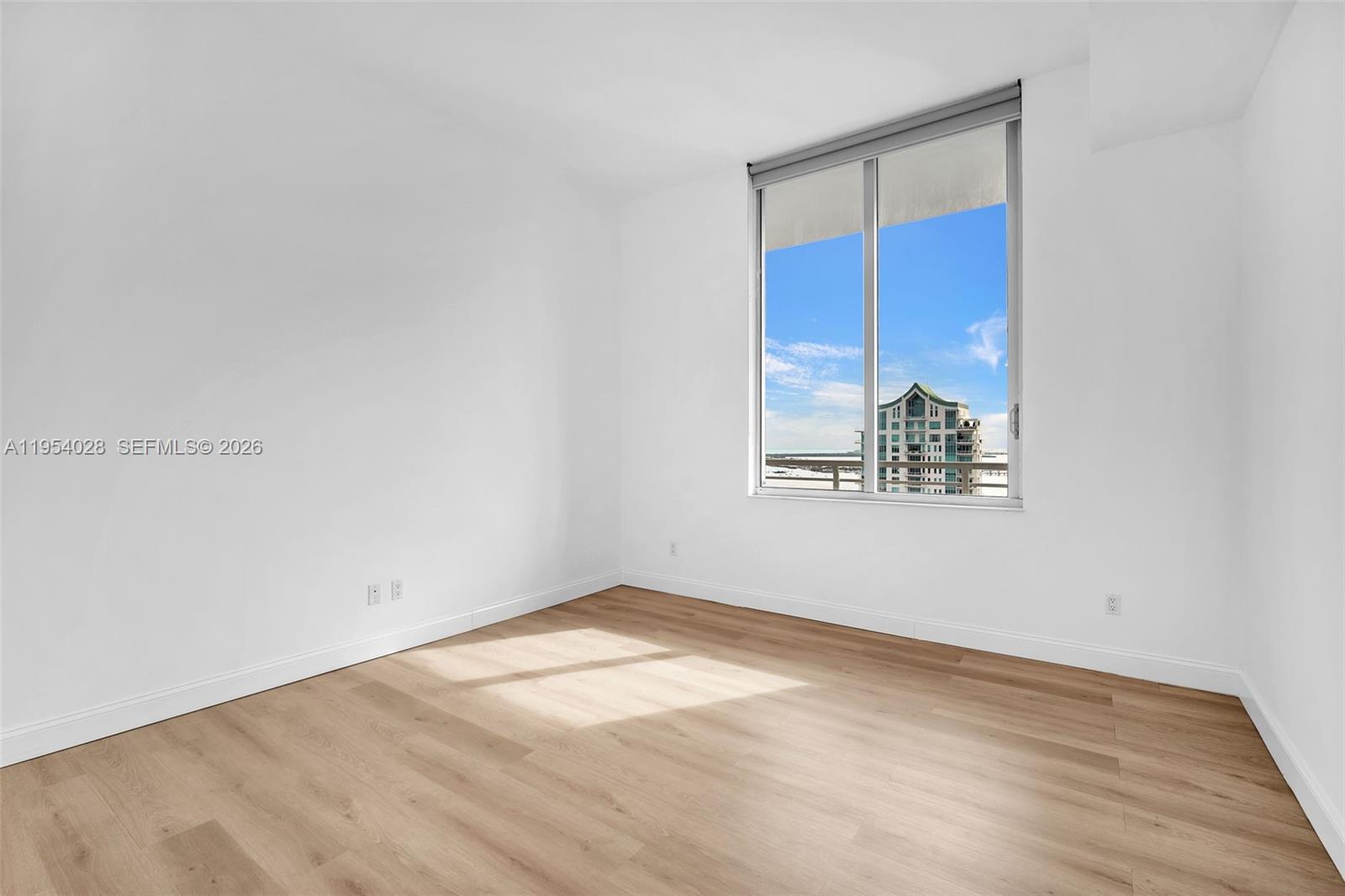 325 S Biscayne Blvd #LPH 17 Miami, FL 33131