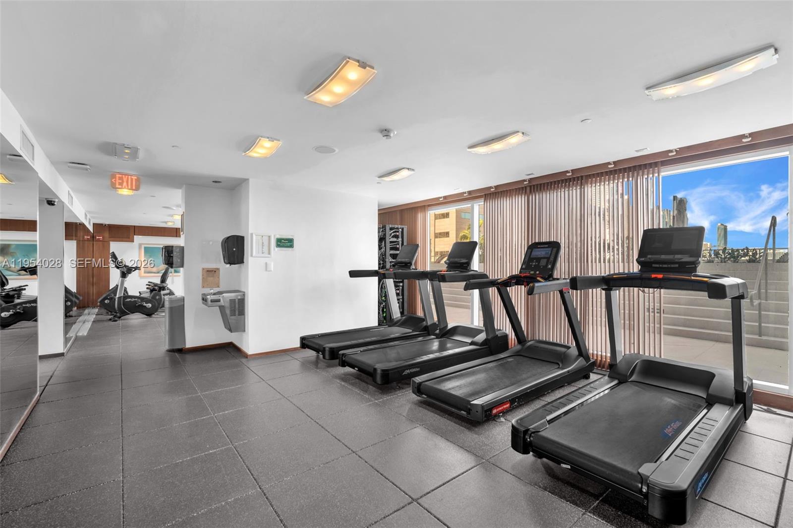 325 S Biscayne Blvd #LPH 17 Miami, FL 33131