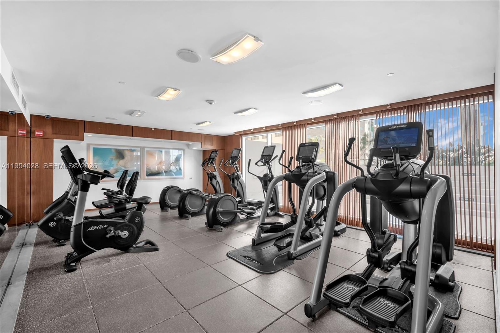 325 S Biscayne Blvd #LPH 17 Miami, FL 33131