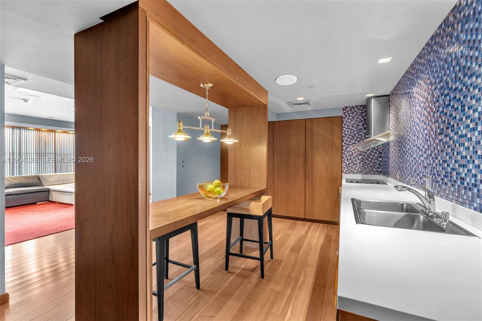 325 S Biscayne Blvd #LPH 17 Miami, FL 33131