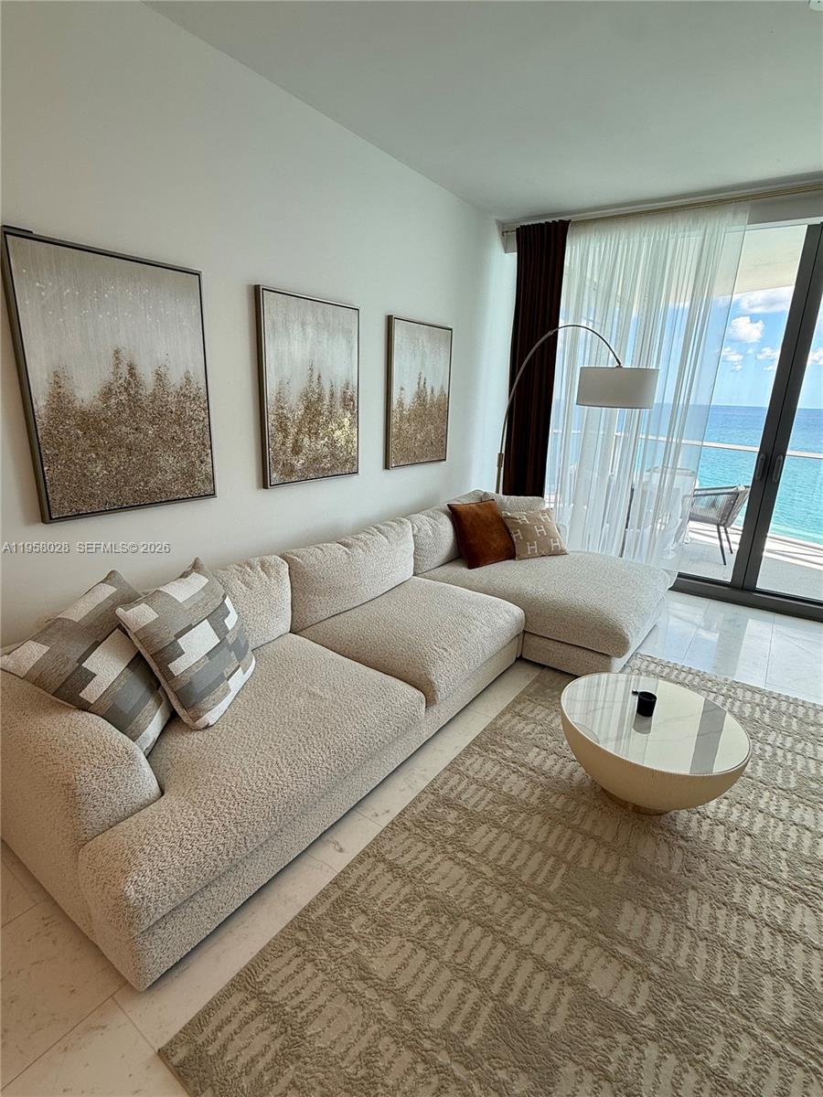 image Ritz-Carlton Sunny Isles Beach1