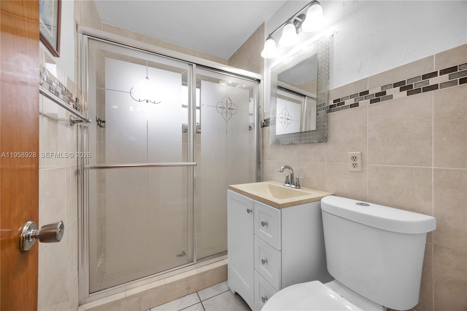 1025 SW 11th St Miami, FL 33129