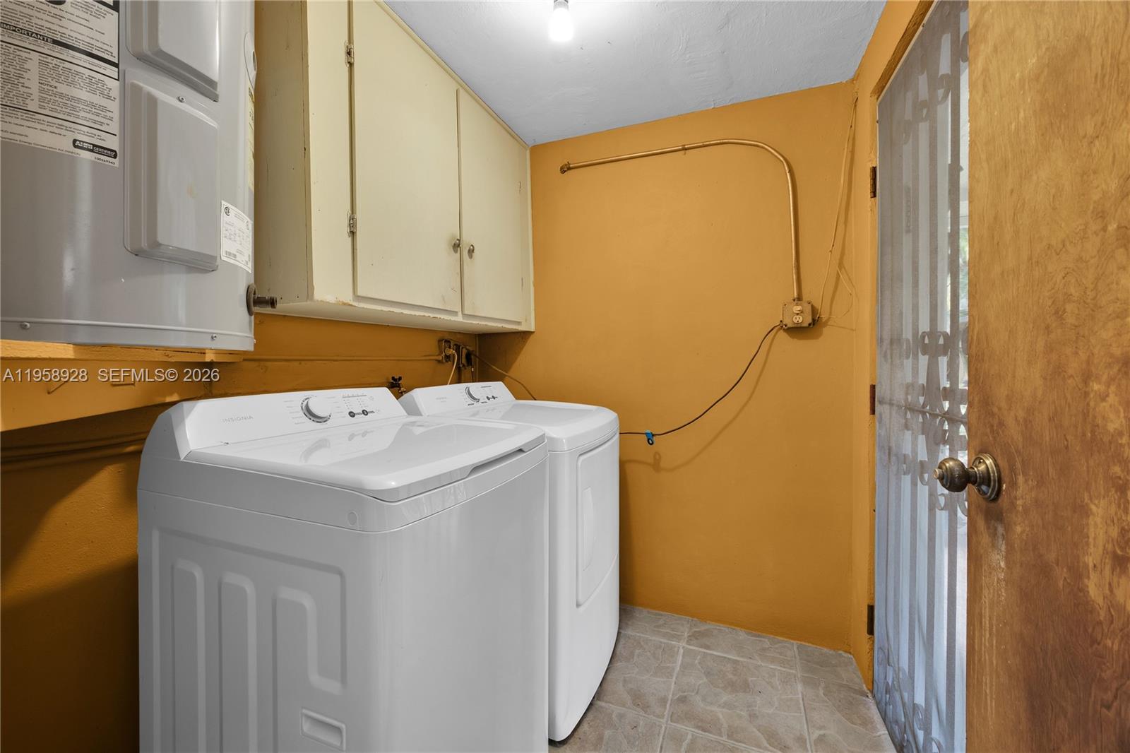 1025 SW 11th St Miami, FL 33129