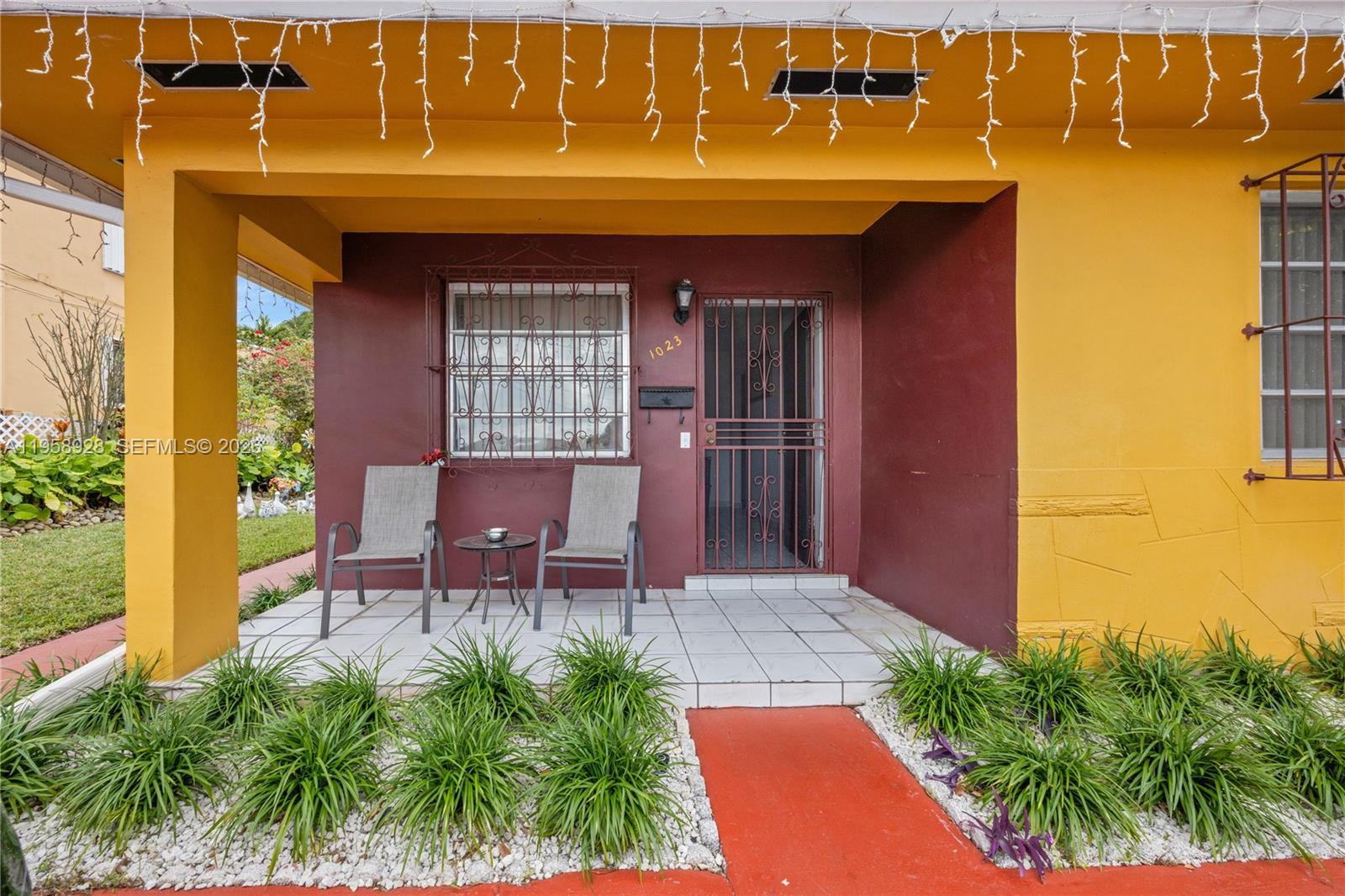 1025 SW 11th St Miami, FL 33129