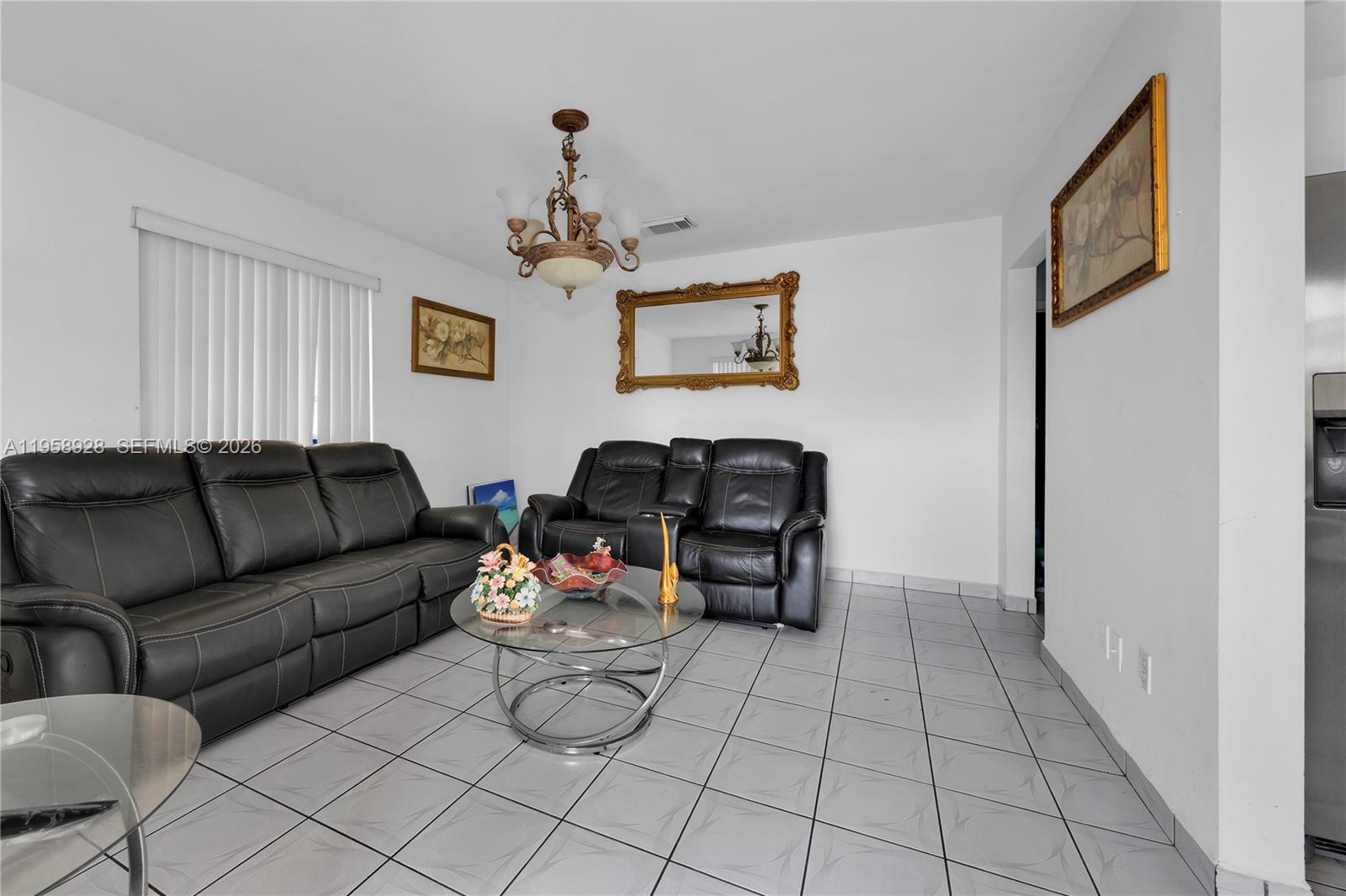 1025 SW 11th St Miami, FL 33129
