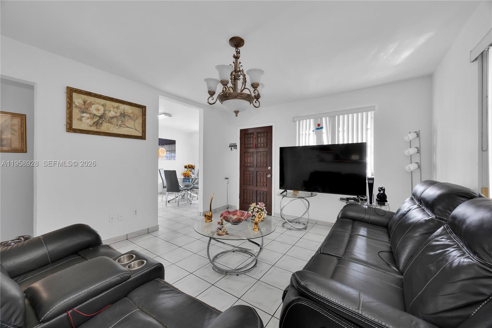 1025 SW 11th St Miami, FL 33129