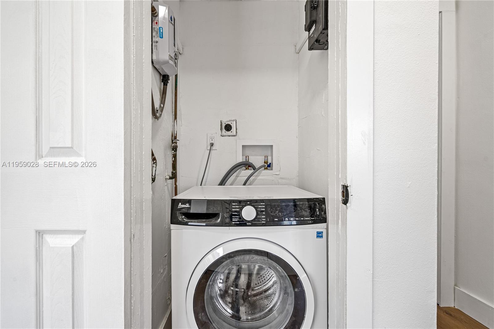 3661 NE 170th St #2 North Miami Beach, FL 33160