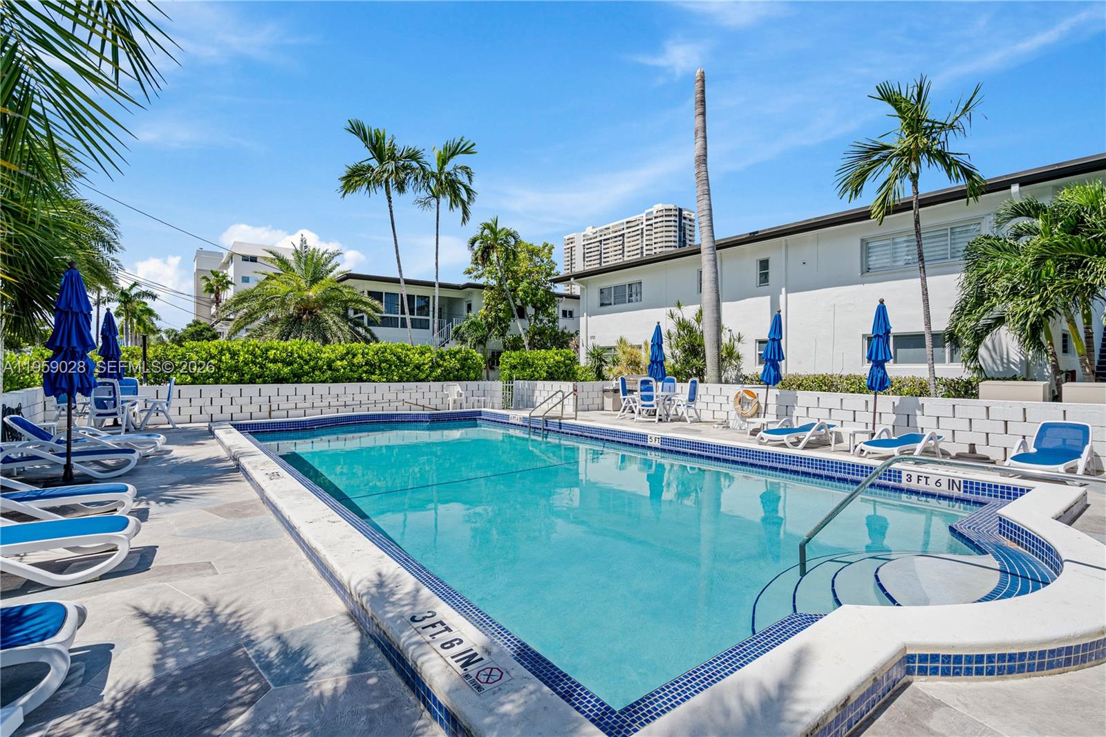 3661 NE 170th St #2 North Miami Beach, FL 33160