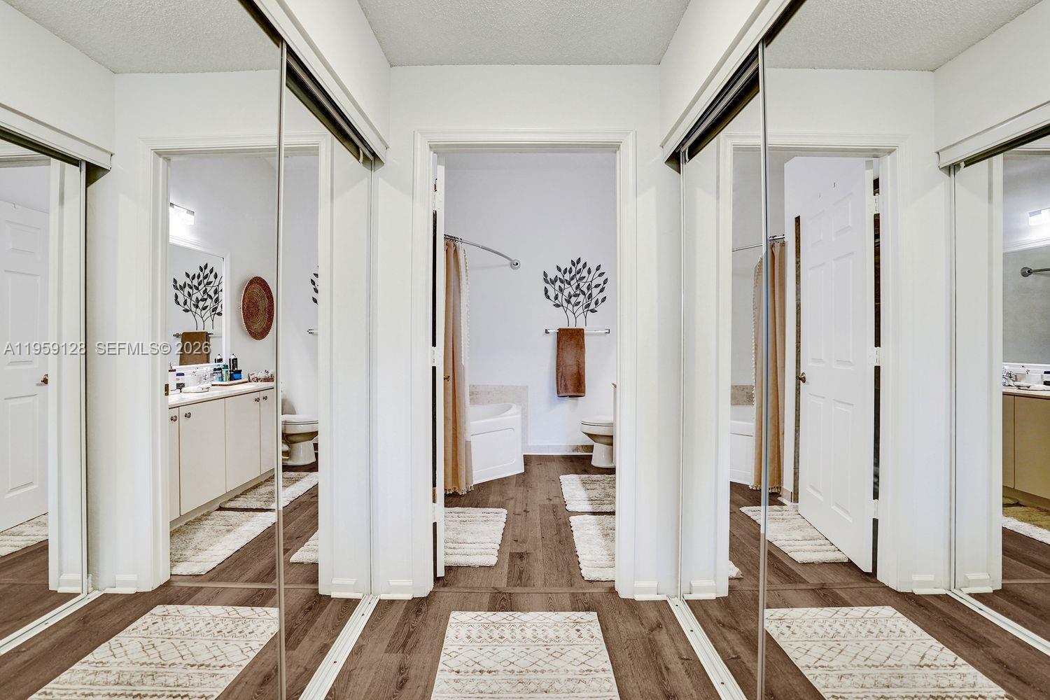 274 Coral Trace Ln Delray Beach, FL 33445