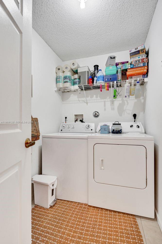 274 Coral Trace Ln Delray Beach, FL 33445