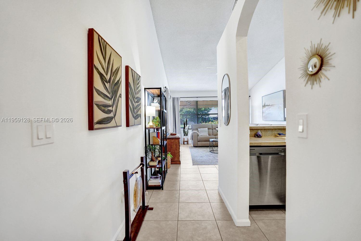 274 Coral Trace Ln Delray Beach, FL 33445